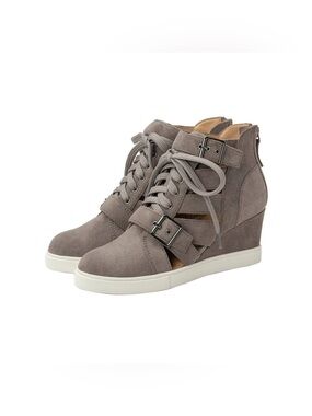 Linea Paolo Women’s Size 9 Fave Cutout Wedge Sneaker